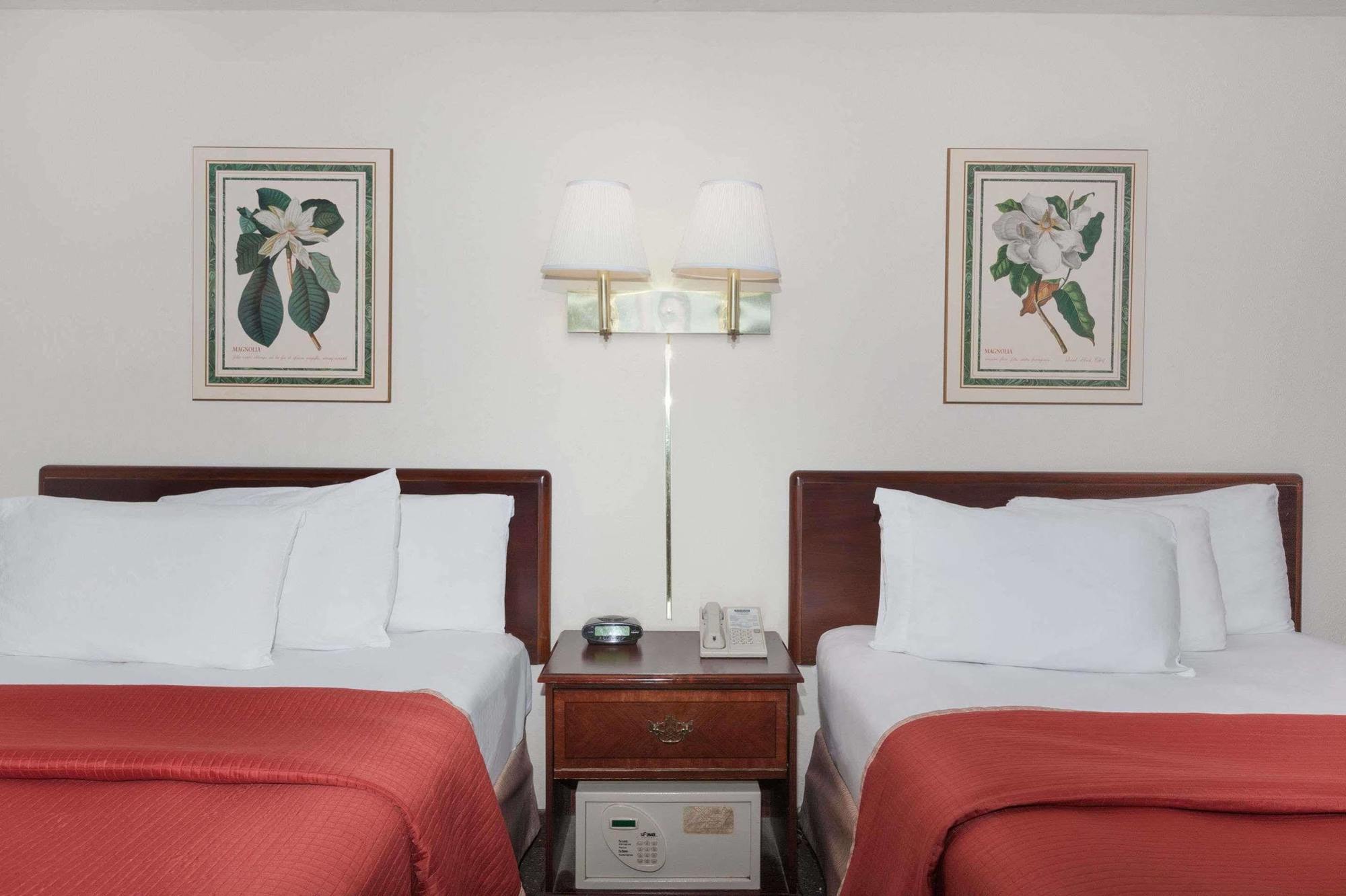 Travelodge By Wyndham ลาฟาแย็ตต์ ภายนอก รูปภาพ
